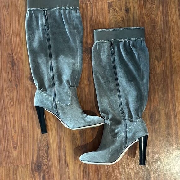 Michael Kors gray suede slouchy boot size 5.5 heels - Picture 2 of 6
